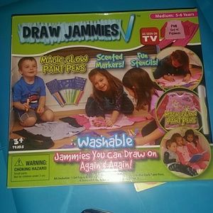Draw Jammies Girls size 5-6